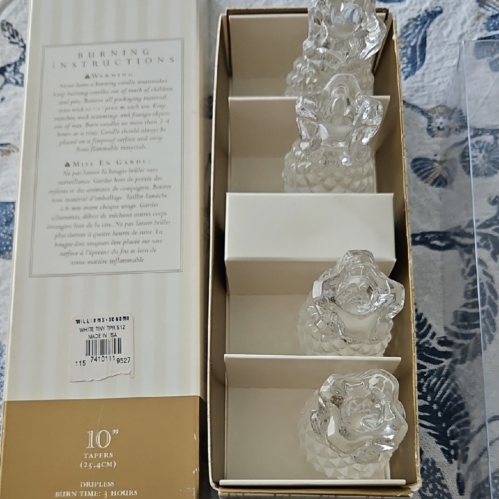 Williams Sonoma Candle Holders (4) Pineapples And Candles (8) White 10" Tapered - Picture 3 of 4